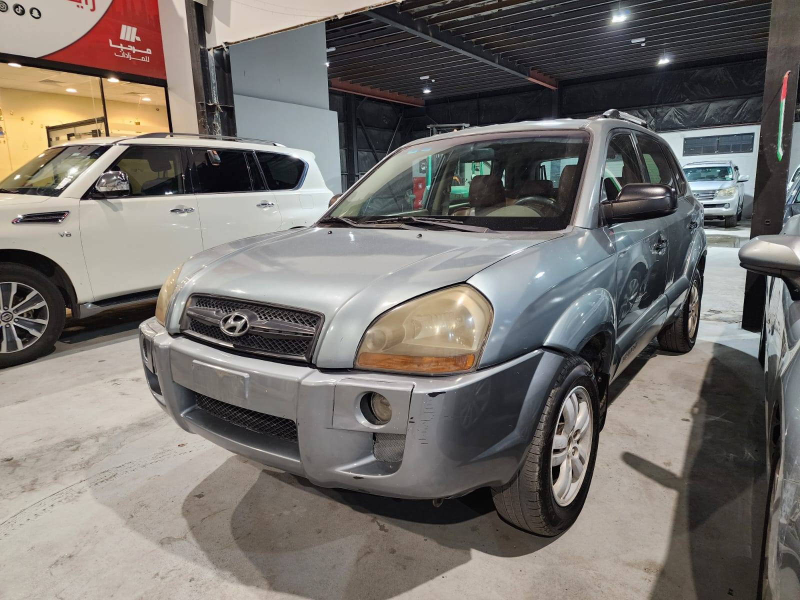 2008 HYUNDAI TUCSON — 284203 KM — Lot 787548 — Al Quoz - Marhaba Auctions Used Cars - Image 3