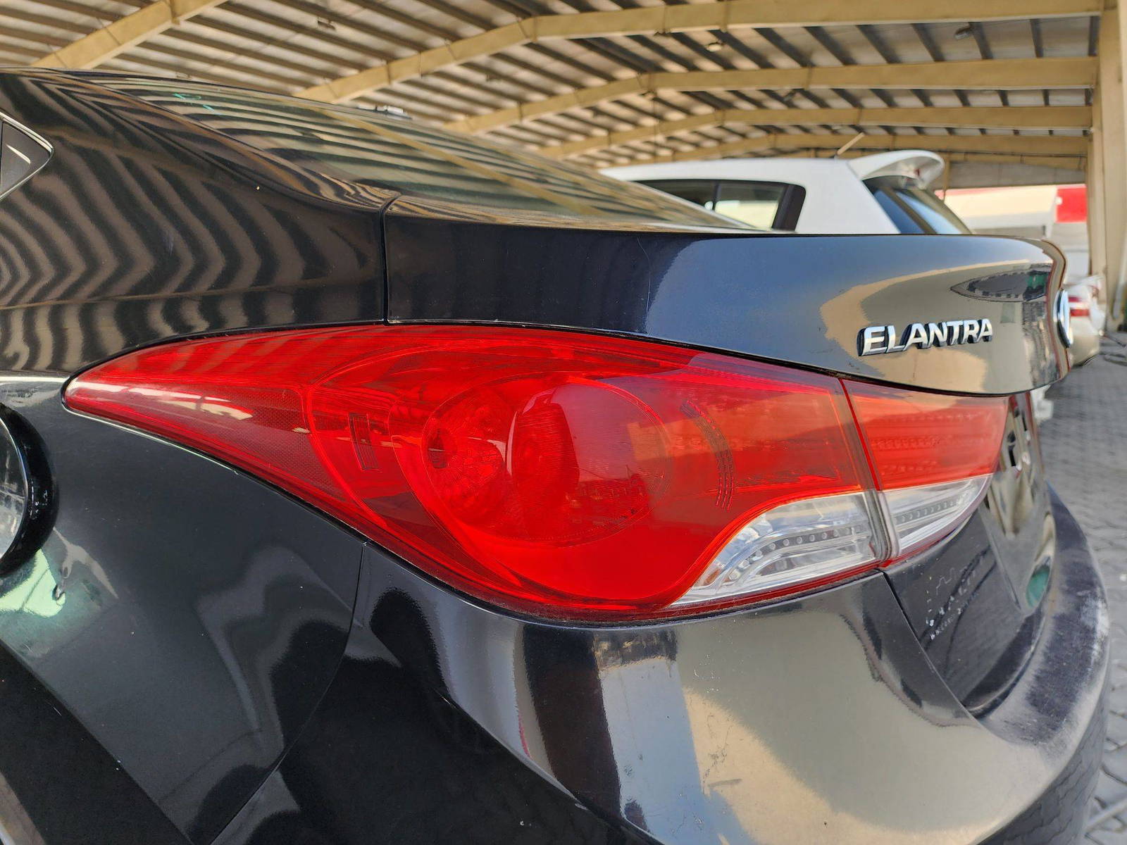2011 HYUNDAI ELANTRA — 156317 Miles — Lot 39199916 — Souq - Marhaba Auctions Used Cars - Image 12