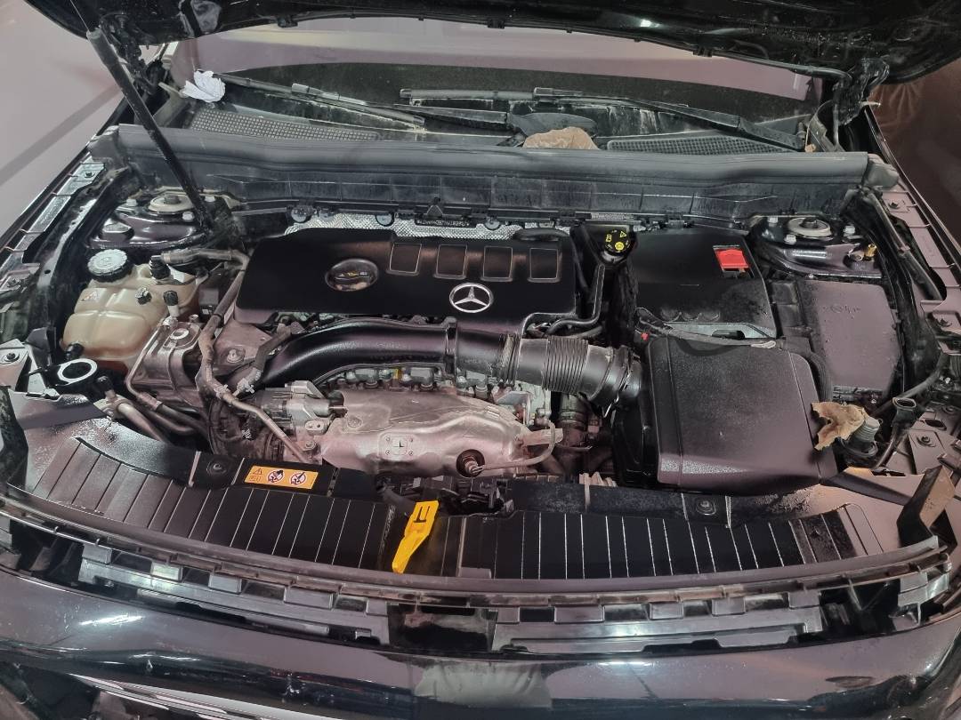 2022 MERCEDES BENZ GLB 250 — 41077 Miles — Lot 193927 — Souq - Marhaba Auctions Used Cars - Image 13