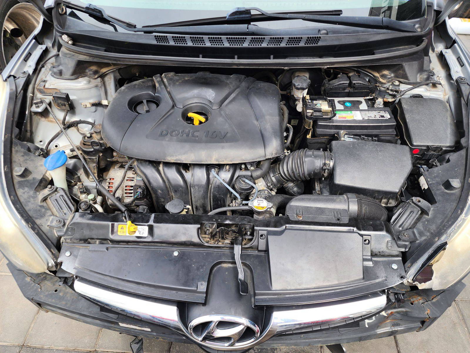 2016 HYUNDAI ELANTRA — 160311 Miles — Lot 665685 — Main - Marhaba Auctions Used Cars - Image 10