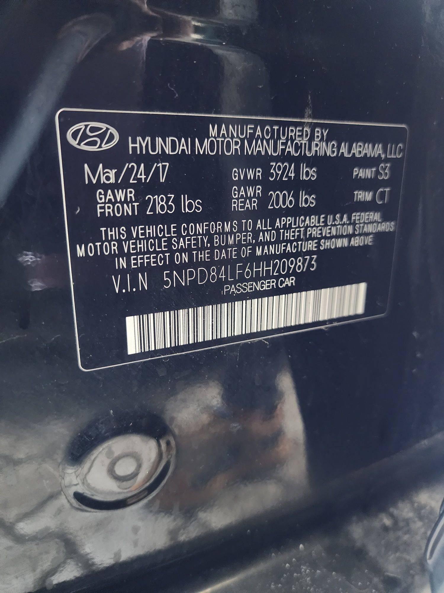2017 HYUNDAI ELANTRA — 148426 Miles — Lot 38895316 — Souq - Marhaba Auctions Used Cars - Image 9