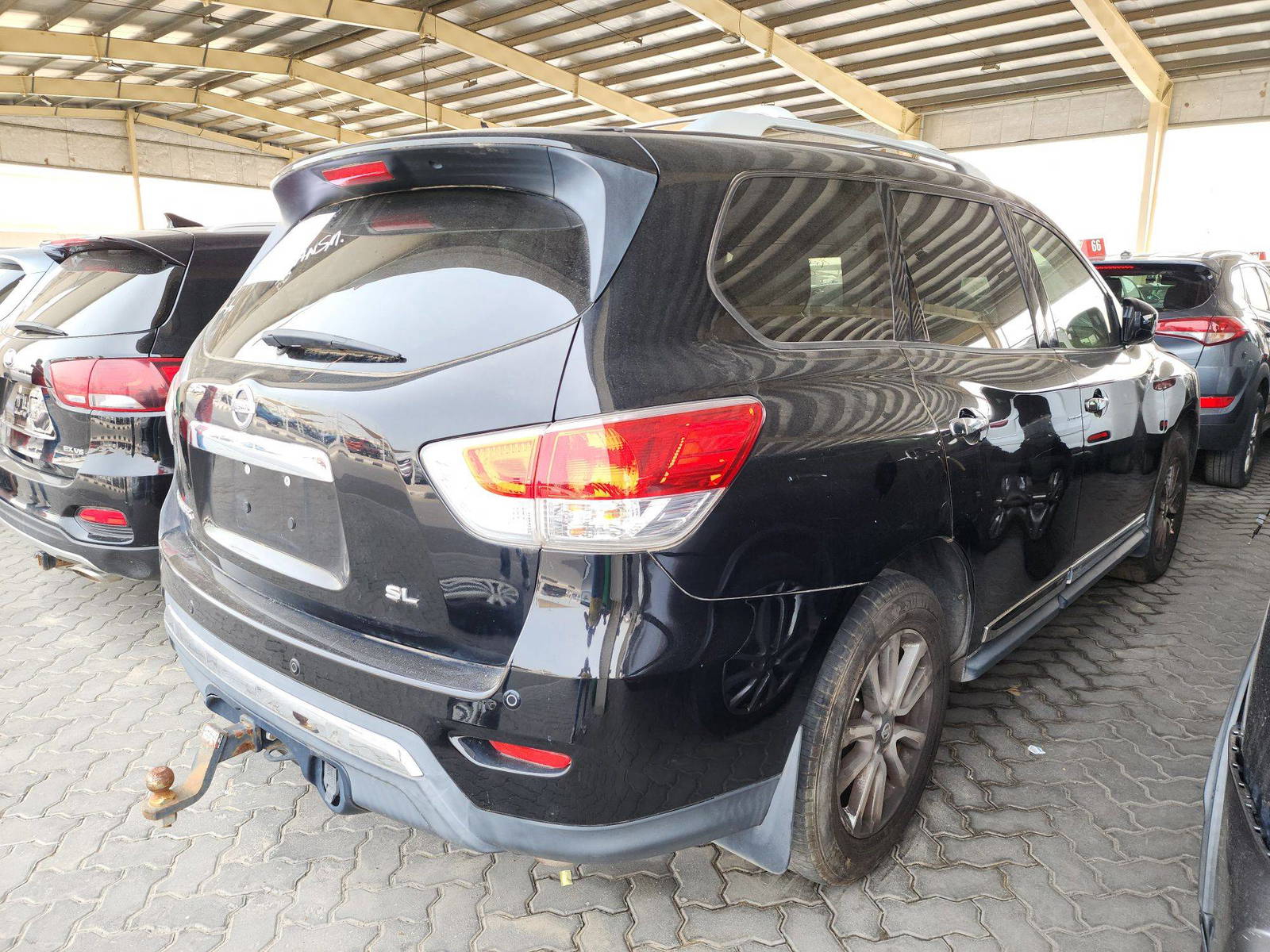 2013 NISSAN PATHFINDER — 181456 Miles — Lot 24348 — Souq - Marhaba Auctions Used Cars - Image 3
