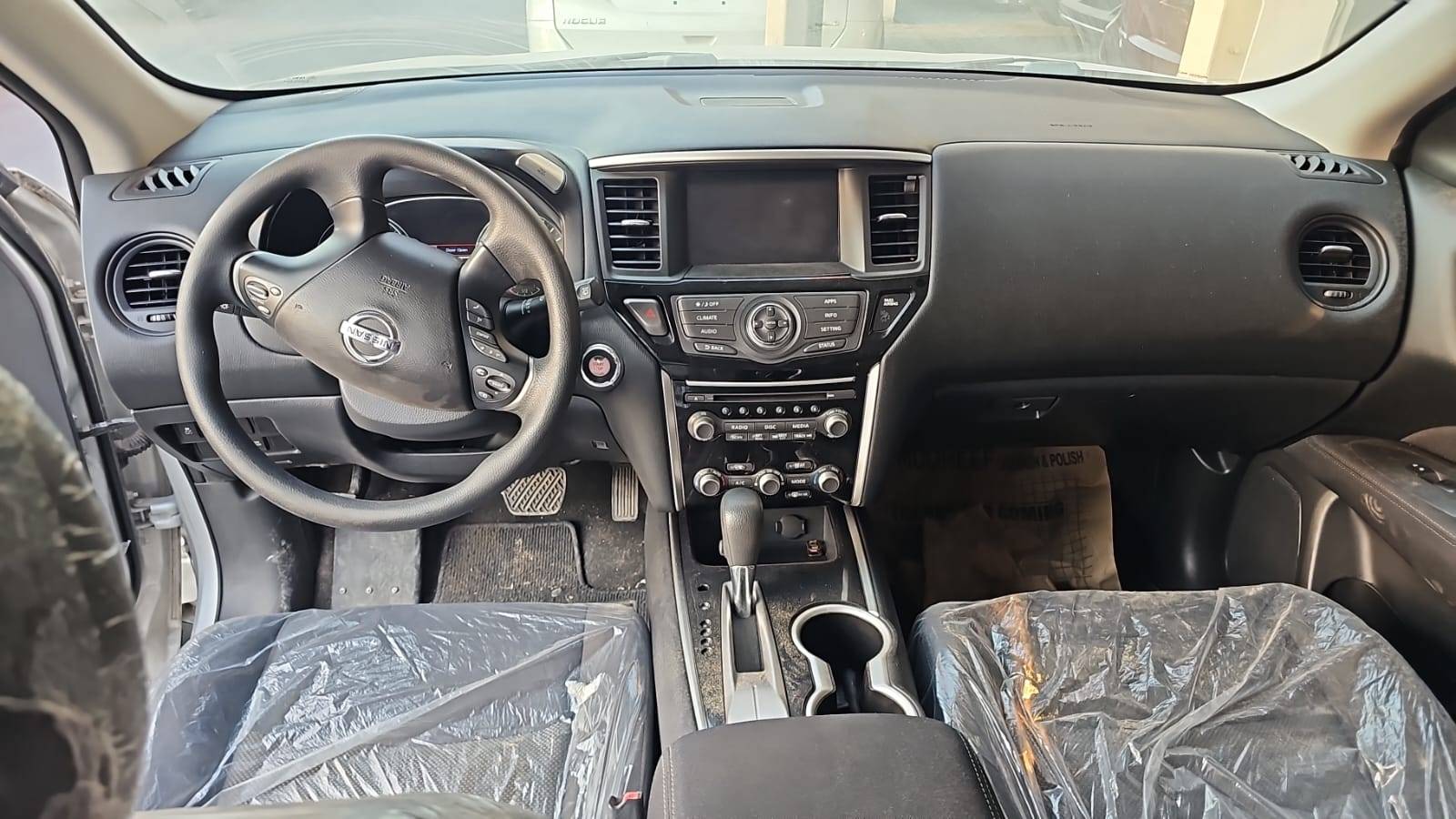 2017 NISSAN PATHFINDER — 106775 Miles — Lot MN6HC684227 — Souq - Marhaba Auctions Used Cars - Image 7