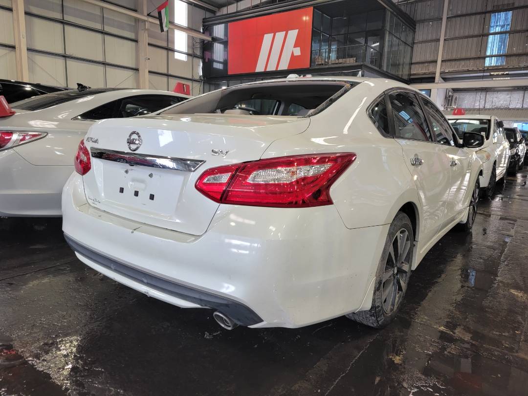2016 NISSAN ALTIMA — 142997 Miles — Lot 140084 — Main - Marhaba Auctions Used Cars - Image 3