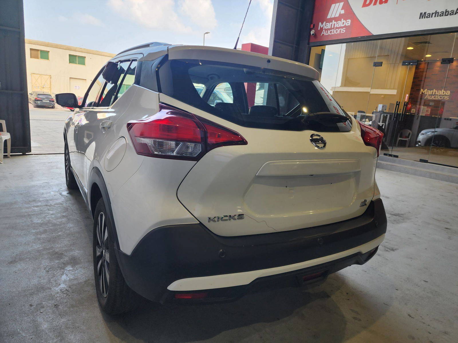 2018 NISSAN KICKS — 159595 KM — Lot 74072 — Al Quoz - Marhaba Auctions Used Cars - Image 6