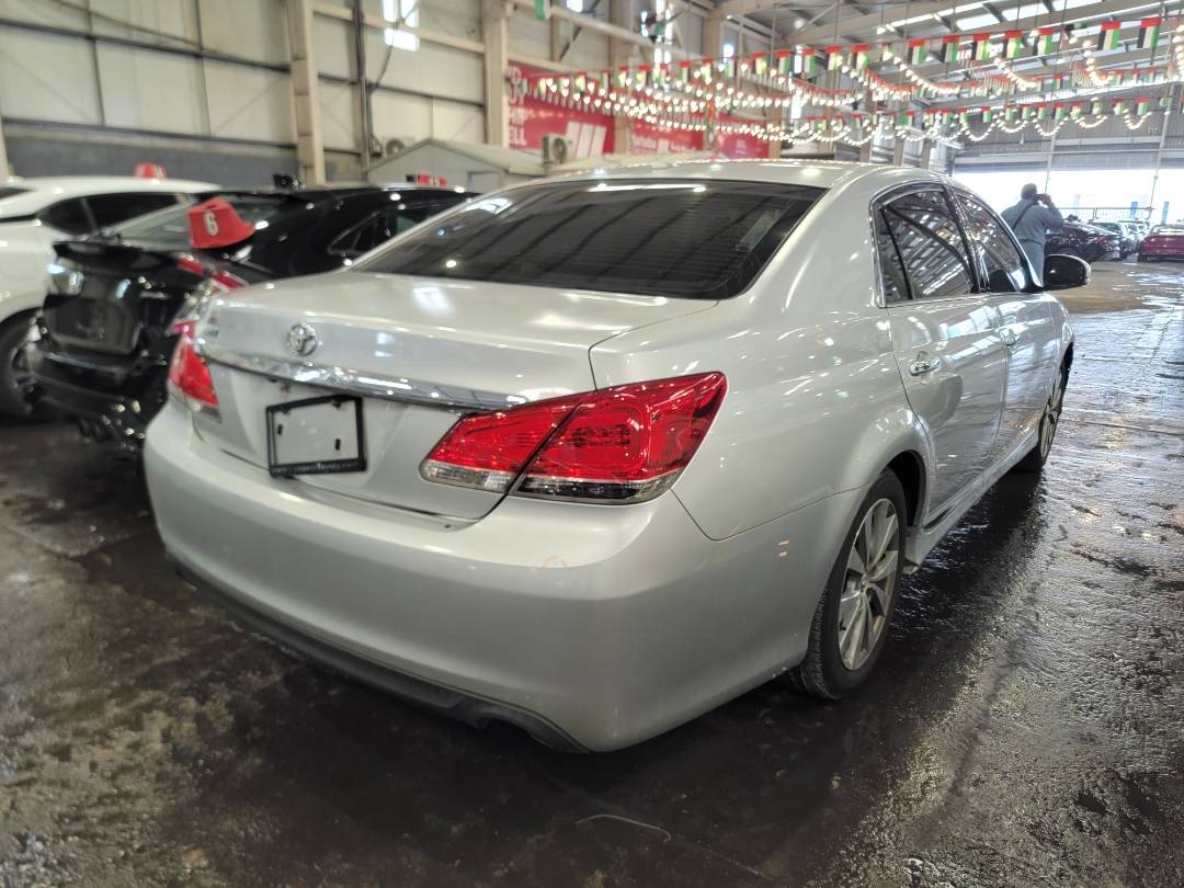 2012 TOYOTA AVALON — 191098 Miles — Lot B0CU472126 — Main - Marhaba Auctions Used Cars - Image 3