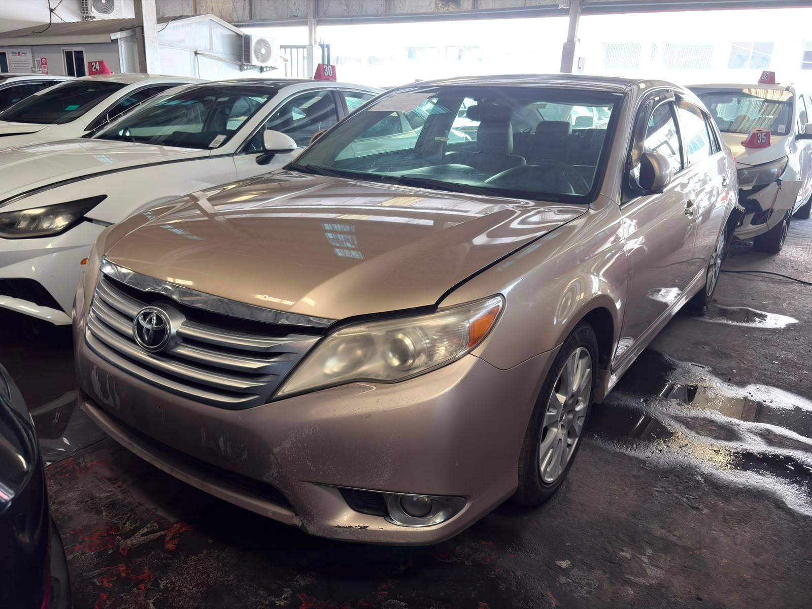 2011 TOYOTA AVALON — 203621 Miles — Lot 437154 — Main - Marhaba Auctions Used Cars - Image 5