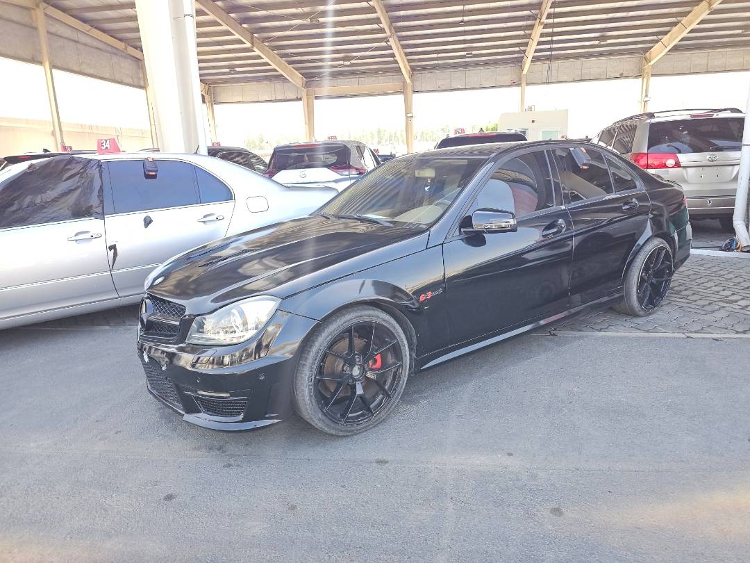 MERCEDES BENZ C300
