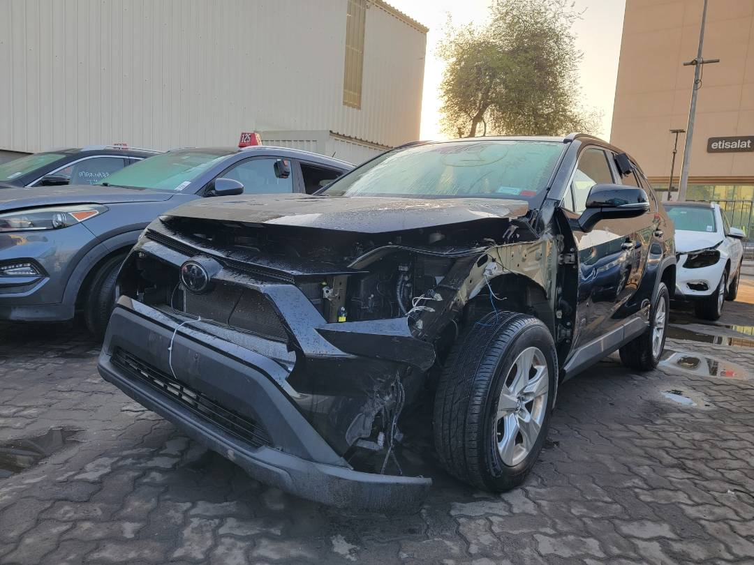 2019 TOYOTA RAV4 — 57582 Miles — Lot W054538 — Main - Marhaba Auctions Used Cars - Image 5