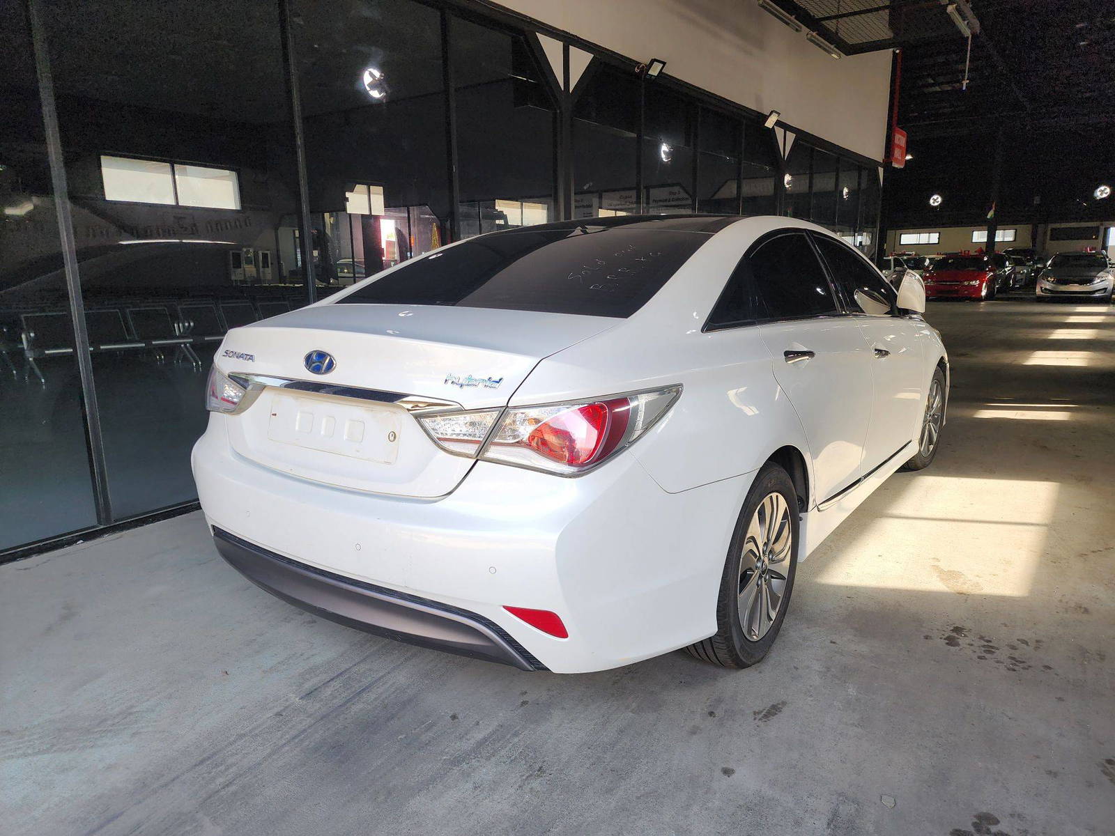 2014 HYUNDAI SONATA — 211084 KM — Lot 081468 — Main - Marhaba Auctions Used Cars - Image 4