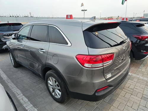 2017 KIA SORENTO at Marhaba Auctions