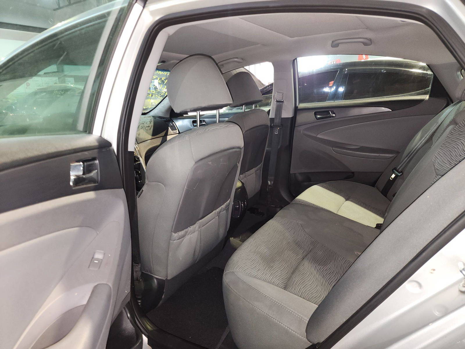 HYUNDAI SONATA 2015 - Marhaba Auction Used Cars - Image 7