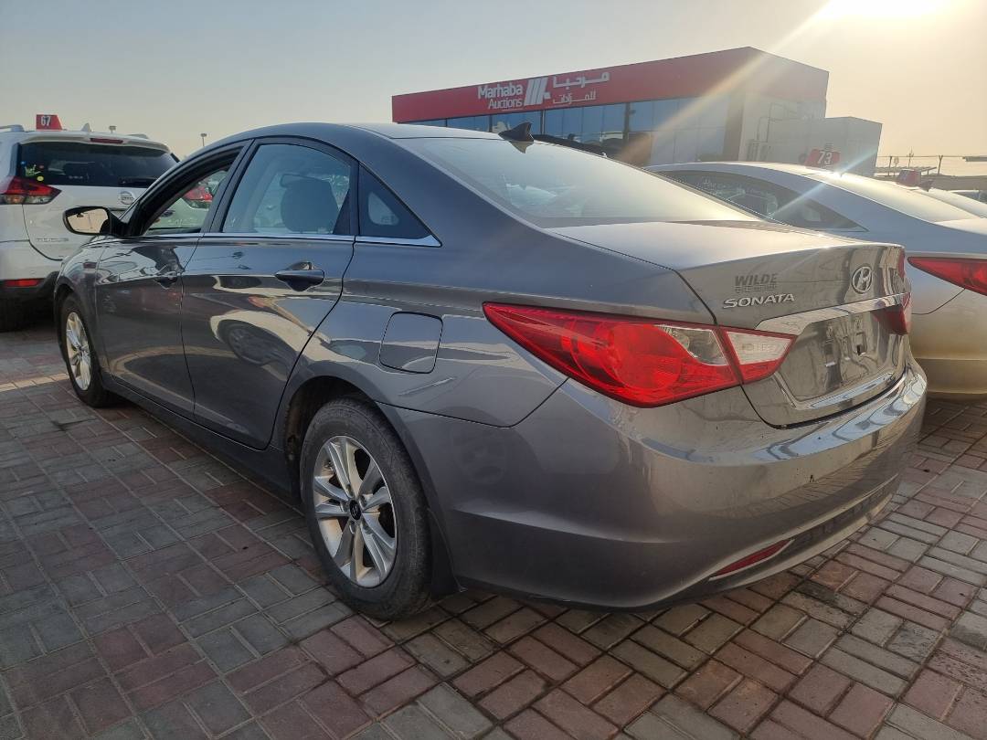 2012 HYUNDAI SONATA — 218747 Miles — Lot 125487 — Ind. 12 - Marhaba Auctions Used Cars - Image 4