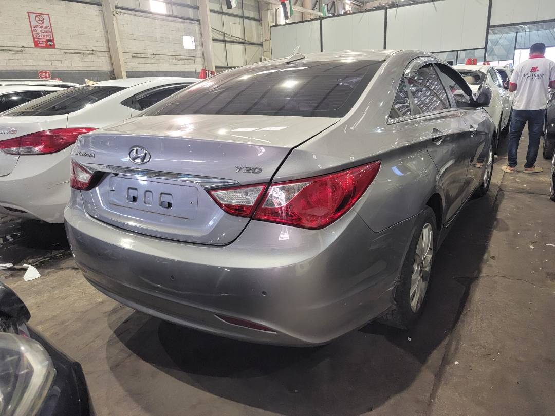 2011 HYUNDAI SONATA — 126728 KM — Lot 188299 — Main - Marhaba Auctions Used Cars - Image 5