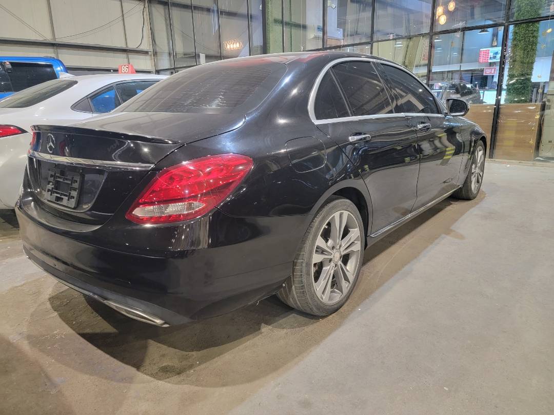 2017 MERCEDES BENZ C300 — 111462 Miles — Lot HR230073 — Main - Marhaba Auctions Used Cars - Image 4