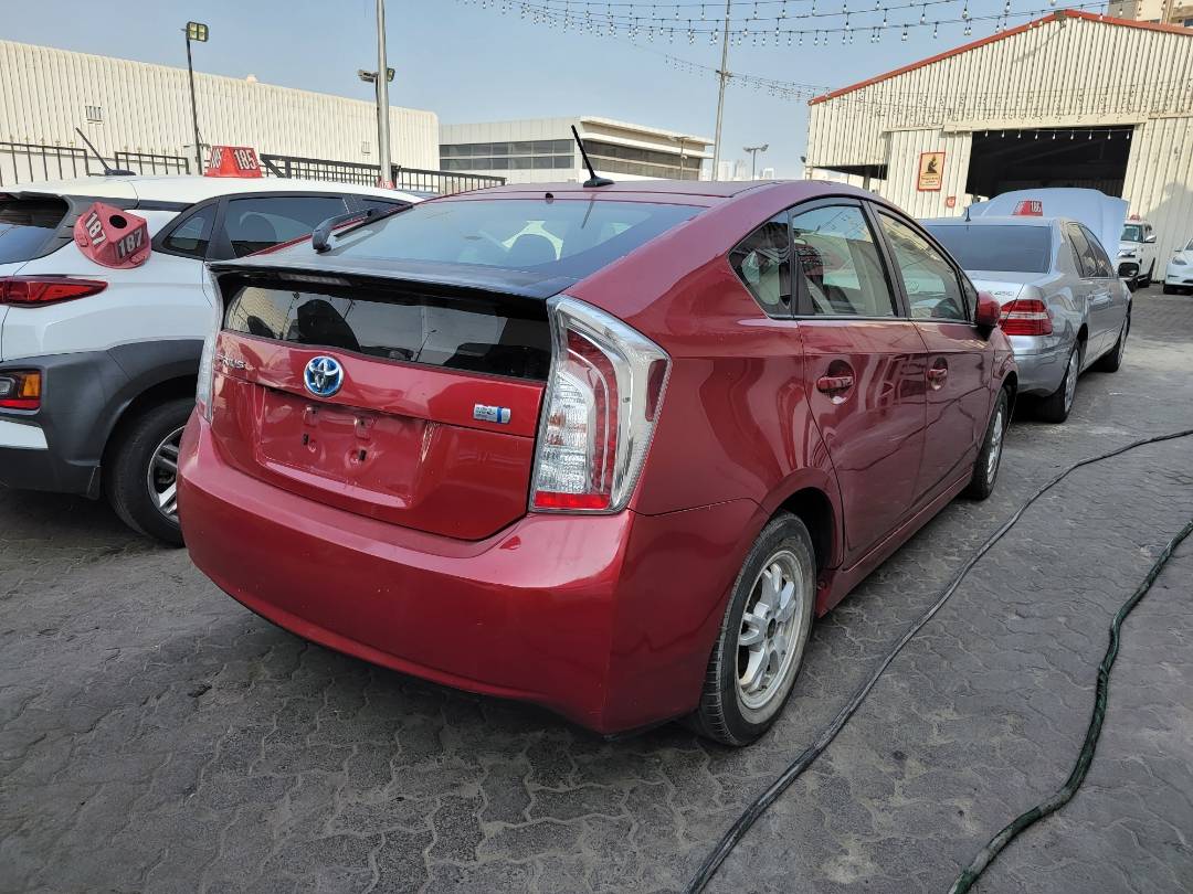 2015 TOYOTA PRIUS — 234906 Miles — Lot 0F0410251 — Main - Marhaba Auctions Used Cars - Image 3