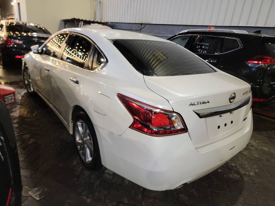 2013 NISSAN ALTIMA — 217246 Miles — Lot 69129243 - Marhaba Auctions Used Cars - Image 3
