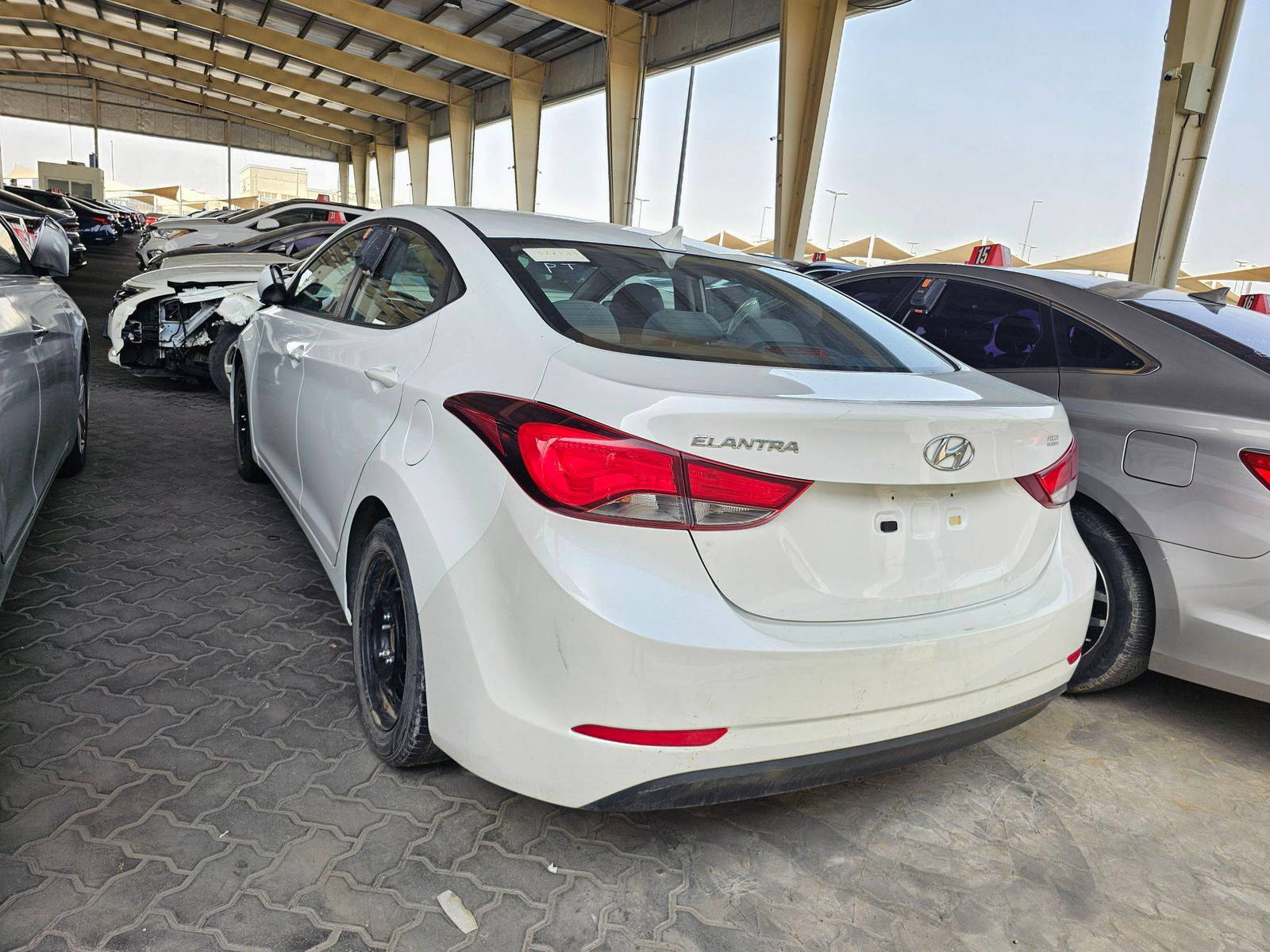 2014 HYUNDAI ELANTRA — 105695 KM — Lot 12204926 — Ind. 12 - Marhaba Auctions Used Cars - Image 5