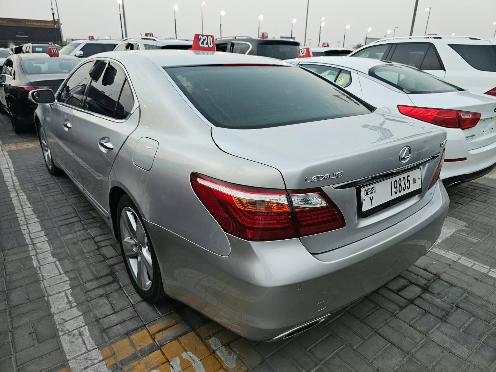 2012 LEXUS LS 460 — 259312 KM — Lot EF4C5013444 - Marhaba Auctions Used Cars - Image 10