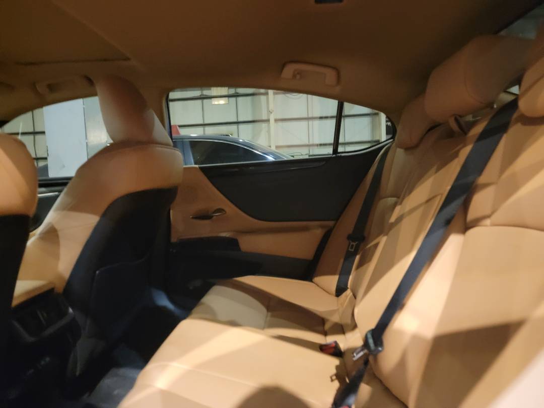 2023 LEXUS ES 350 — 12037 KM — Lot B13PU149640 — Main - Marhaba Auctions Used Cars - Image 7
