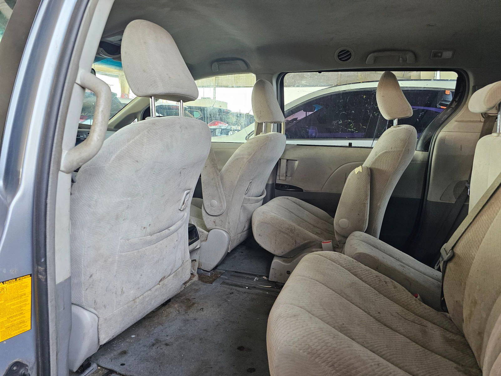 2013 TOYOTA SIENNA — 225158 Miles — Lot 1253479 — Souq - Marhaba Auctions Used Cars - Image 6
