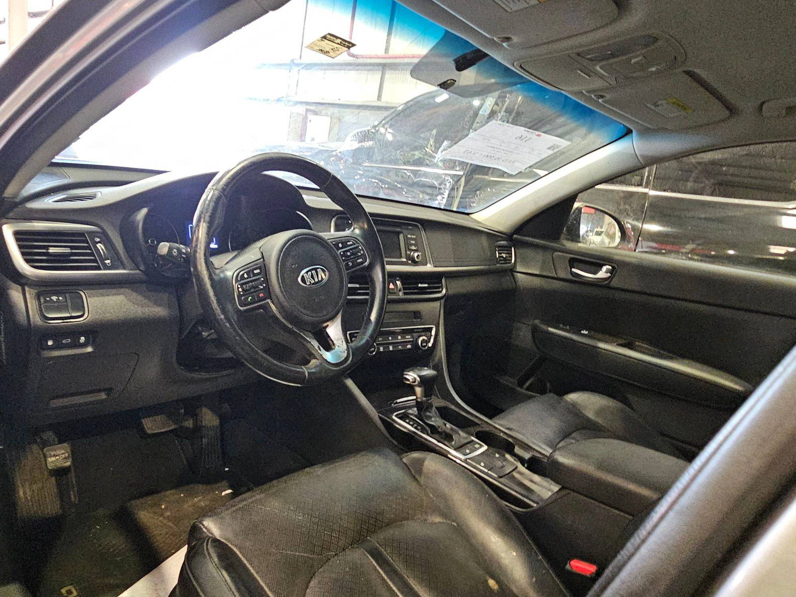 2016 KIA OPTIMA — 199882 Miles — Lot 43539493 — Souq - Marhaba Auctions Used Cars - Image 8