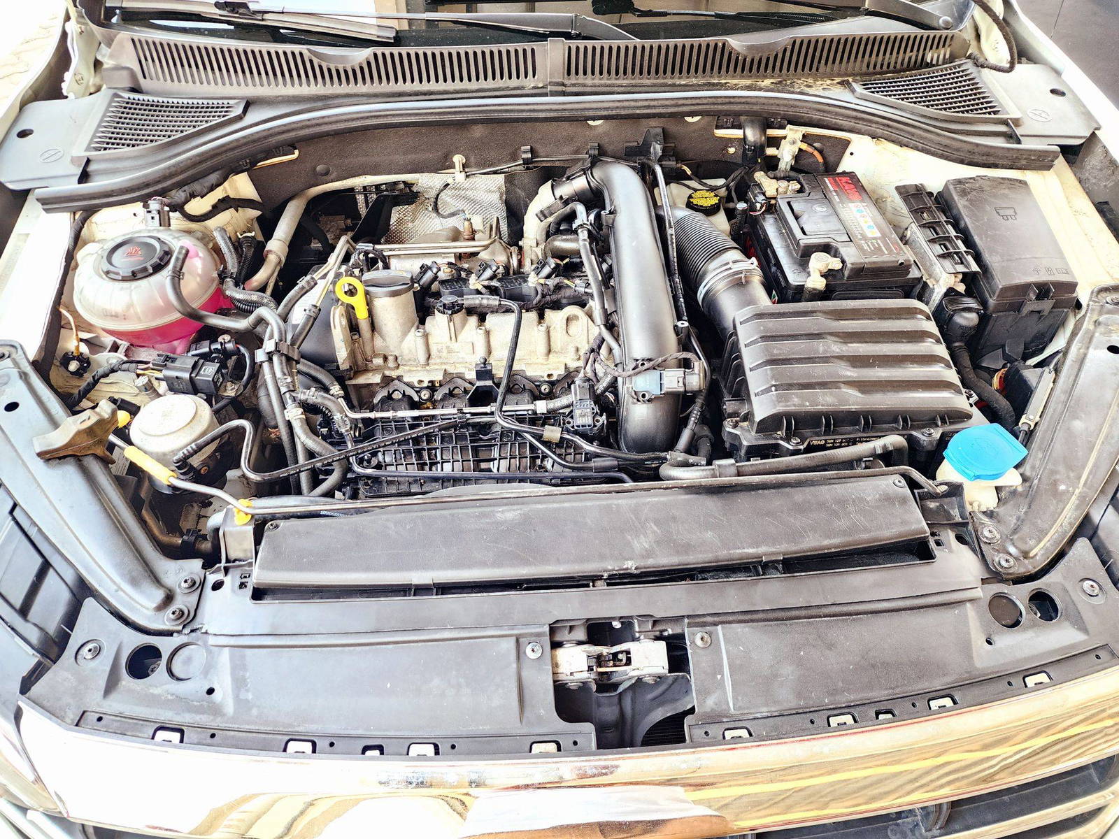 2019 VOLKSWAGEN JETTA — 71204 KM — Lot U3KM055014 — Souq - Marhaba Auctions Used Cars - Image 10