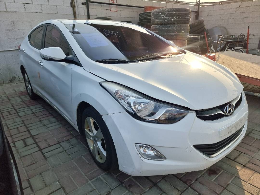 2011 HYUNDAI AVANTE — 242924 KM — Lot 082515 — Main - Marhaba Auctions Used Cars - Image 3