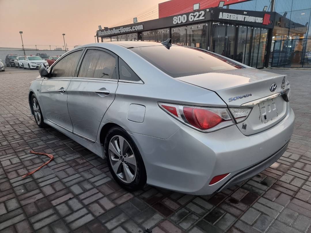2011 HYUNDAI SONATA — 185915 Miles — Lot 215487 — Main - Marhaba Auctions Used Cars - Image 4