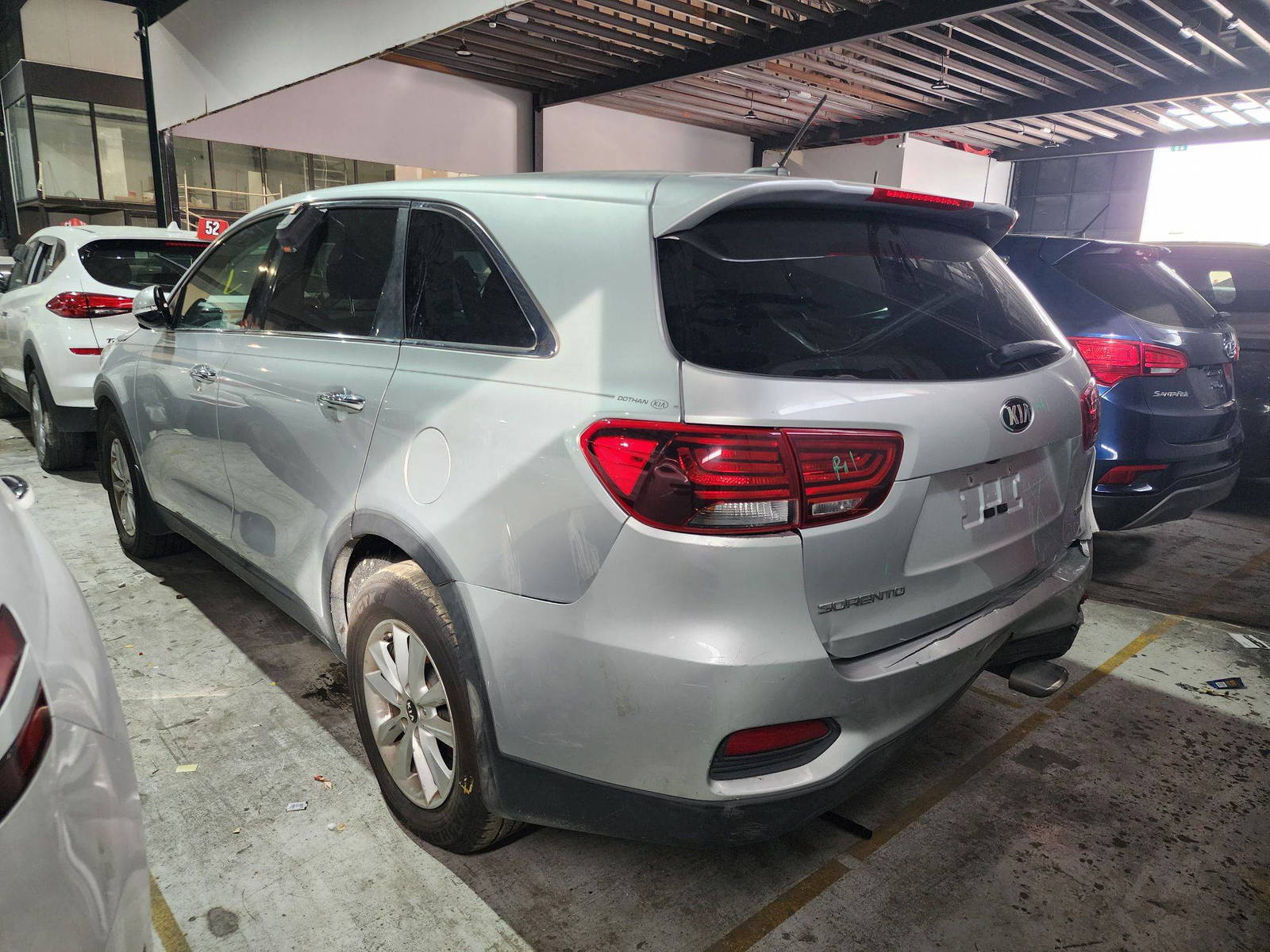 2019 KIA SORENTO — 103273 Miles — Lot 86607 — Ind. 12 - Marhaba Auctions Used Cars - Image 5