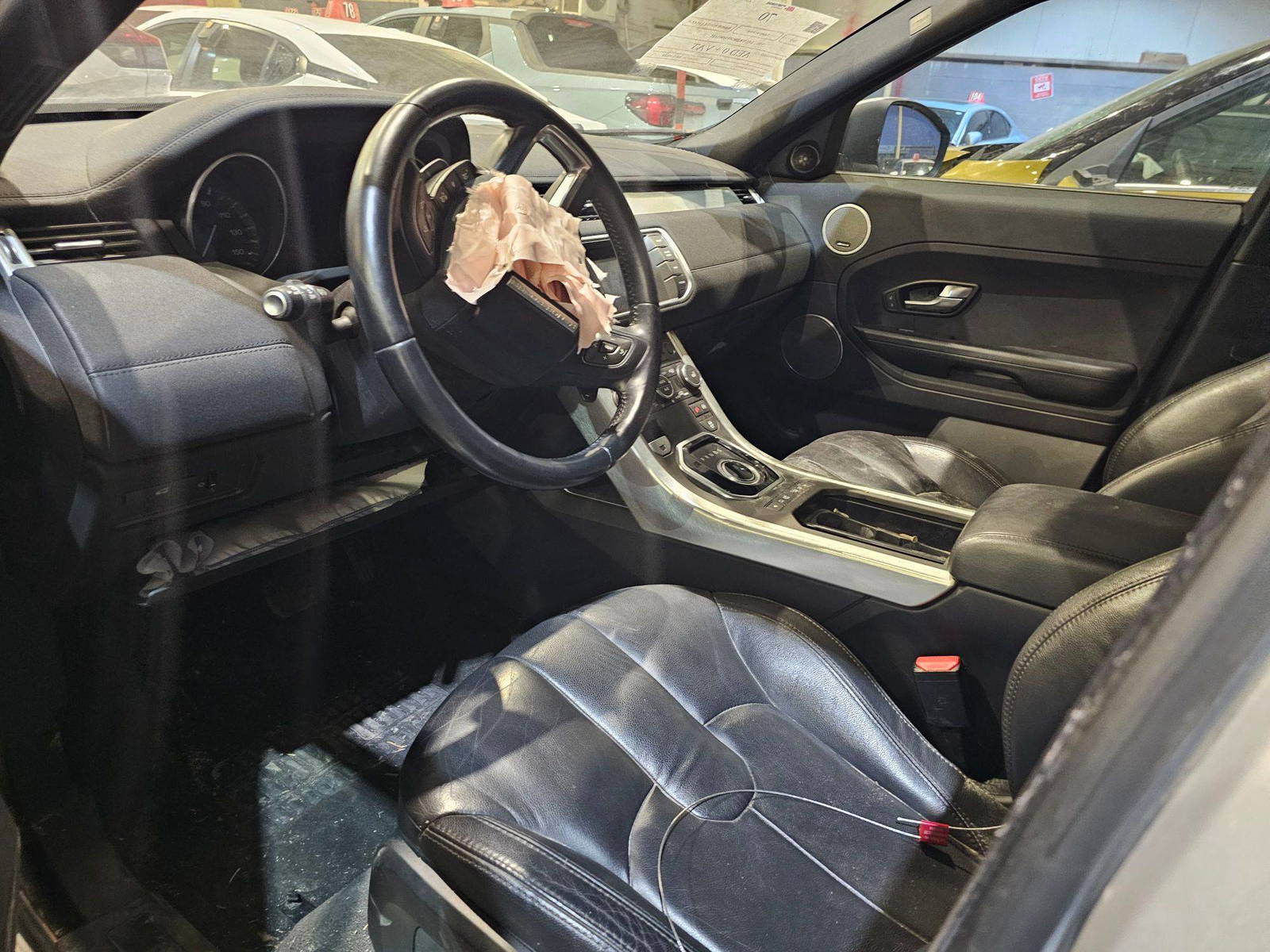 2015 LAND ROVER RANGE ROVER EVOQUE — 90573 Miles — Lot 43536514 — Main - Marhaba Auctions Used Cars - Image 8