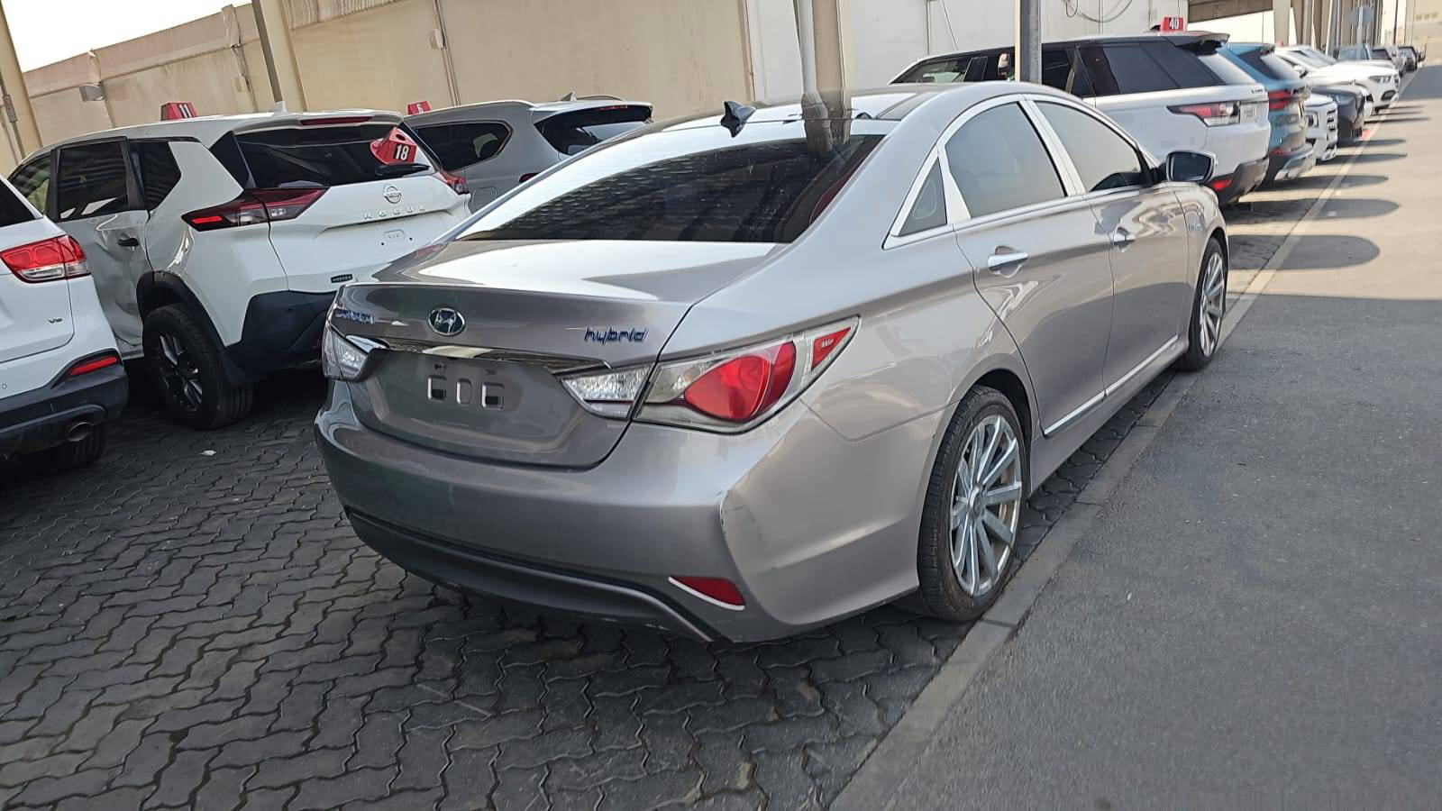 HYUNDAI SONATA 2012 - Marhaba Auction Used Cars - Image 11