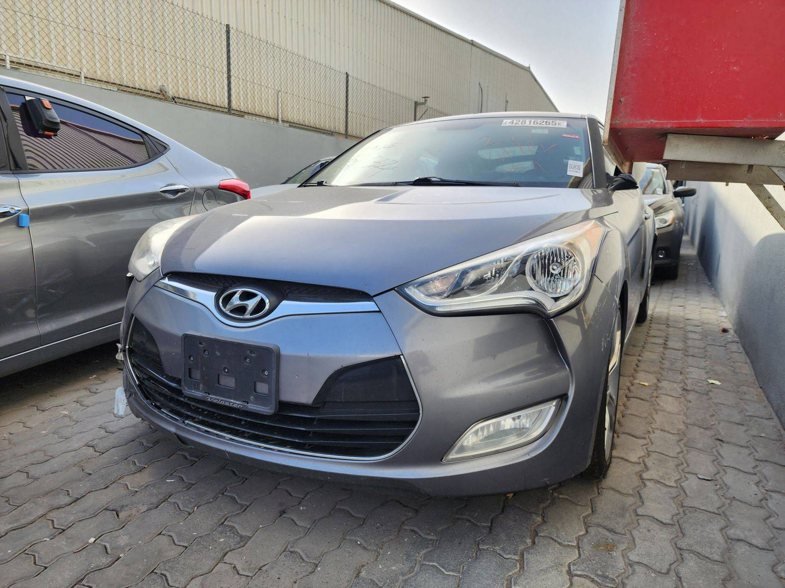 2014 HYUNDAI VELOSTER — 115887 Miles — Lot 182776 — Al Quoz - Marhaba Auctions Used Cars - Image 4