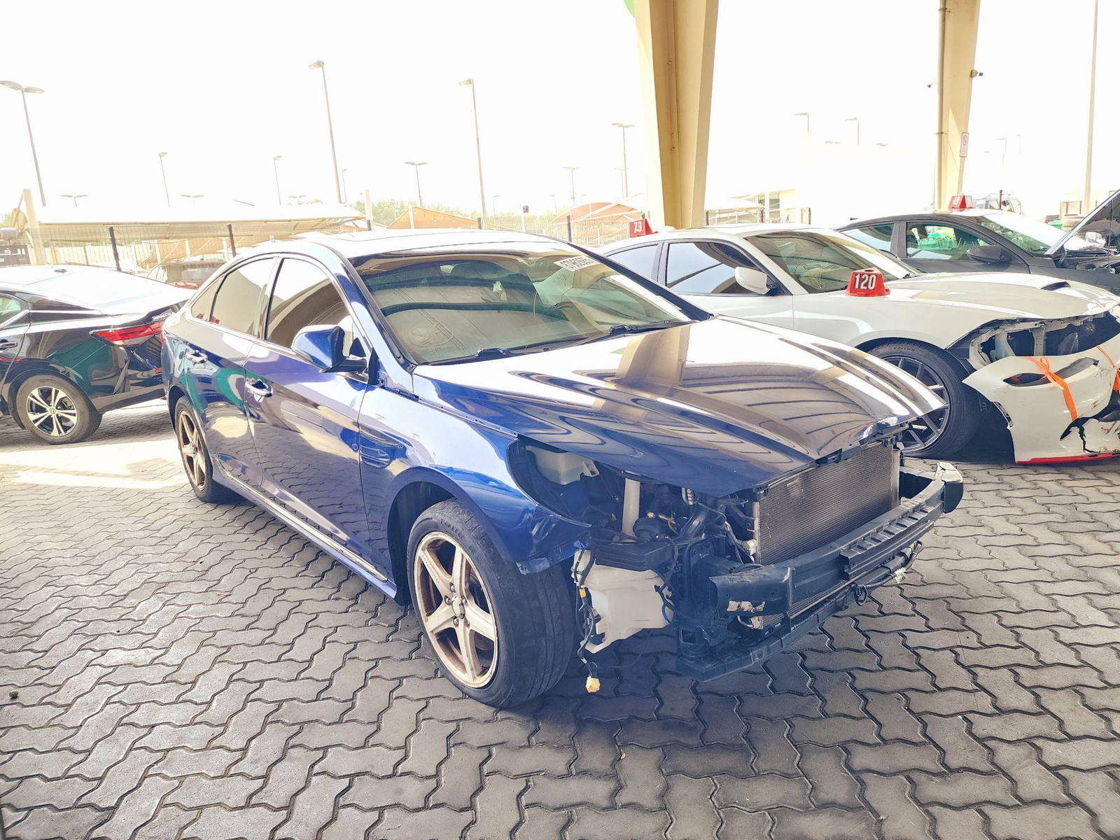 2018 HYUNDAI SONATA — 73842 Miles — Lot 87962665 — Souq - Marhaba Auctions Used Cars - Image 4