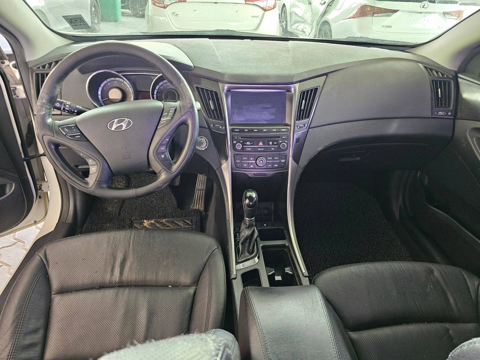 2013 HYUNDAI SONATA — 236688 KM — Lot 569041 — Souq - Marhaba Auctions Used Cars - Image 7