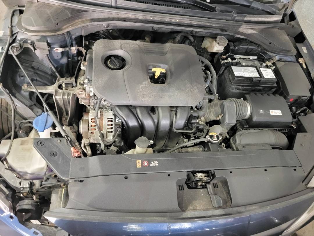 HYUNDAI ELANTRA 2019 - Marhaba Auction Used Cars - Image 9