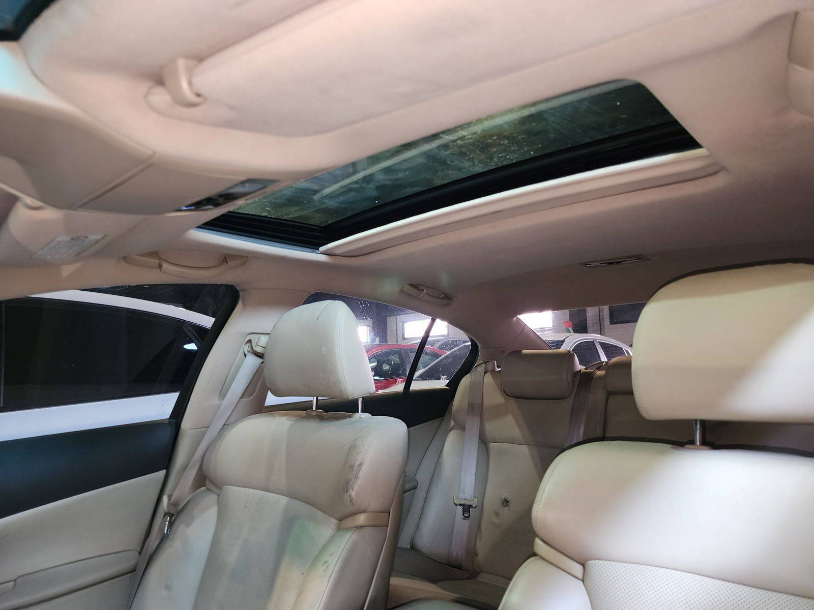 2006 LEXUS GS 300 — 147815 KM — Lot 022916 — Al Quoz - Marhaba Auctions Used Cars - Image 10