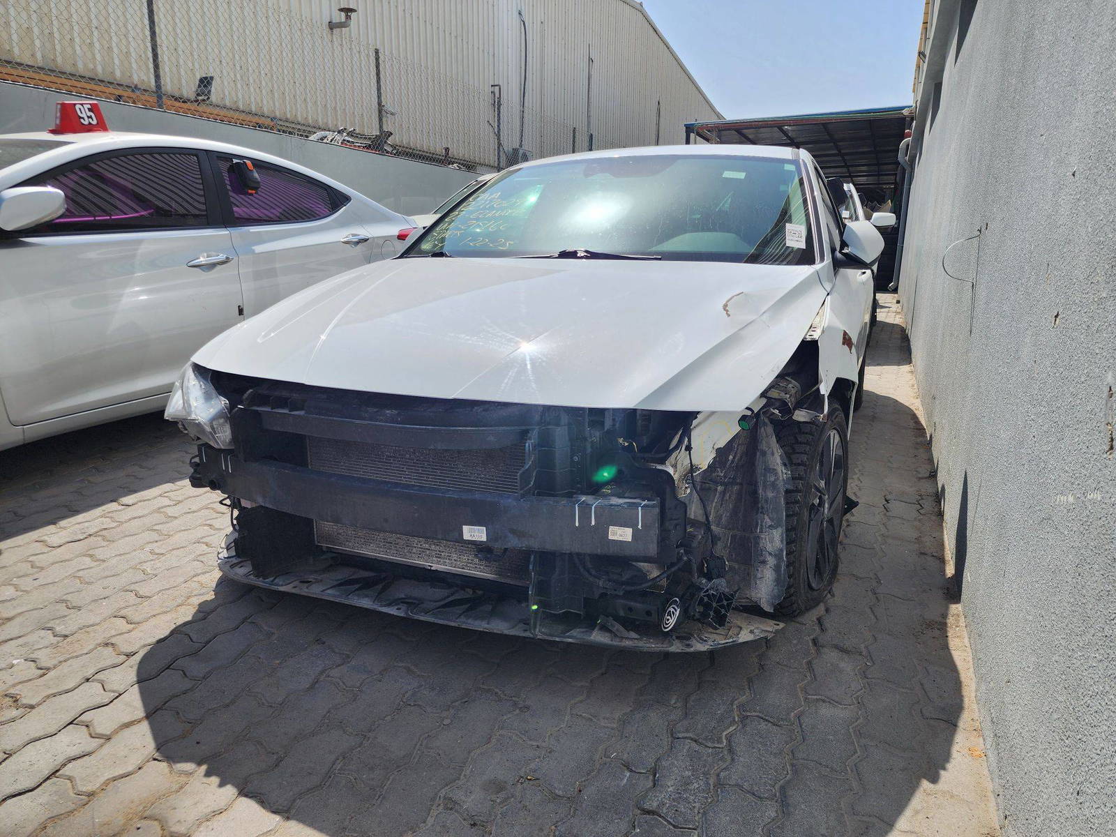 2022 HYUNDAI ELANTRA — 108250 KM — Lot 12217029 — Ind. 12 - Marhaba Auctions Used Cars - Image 6