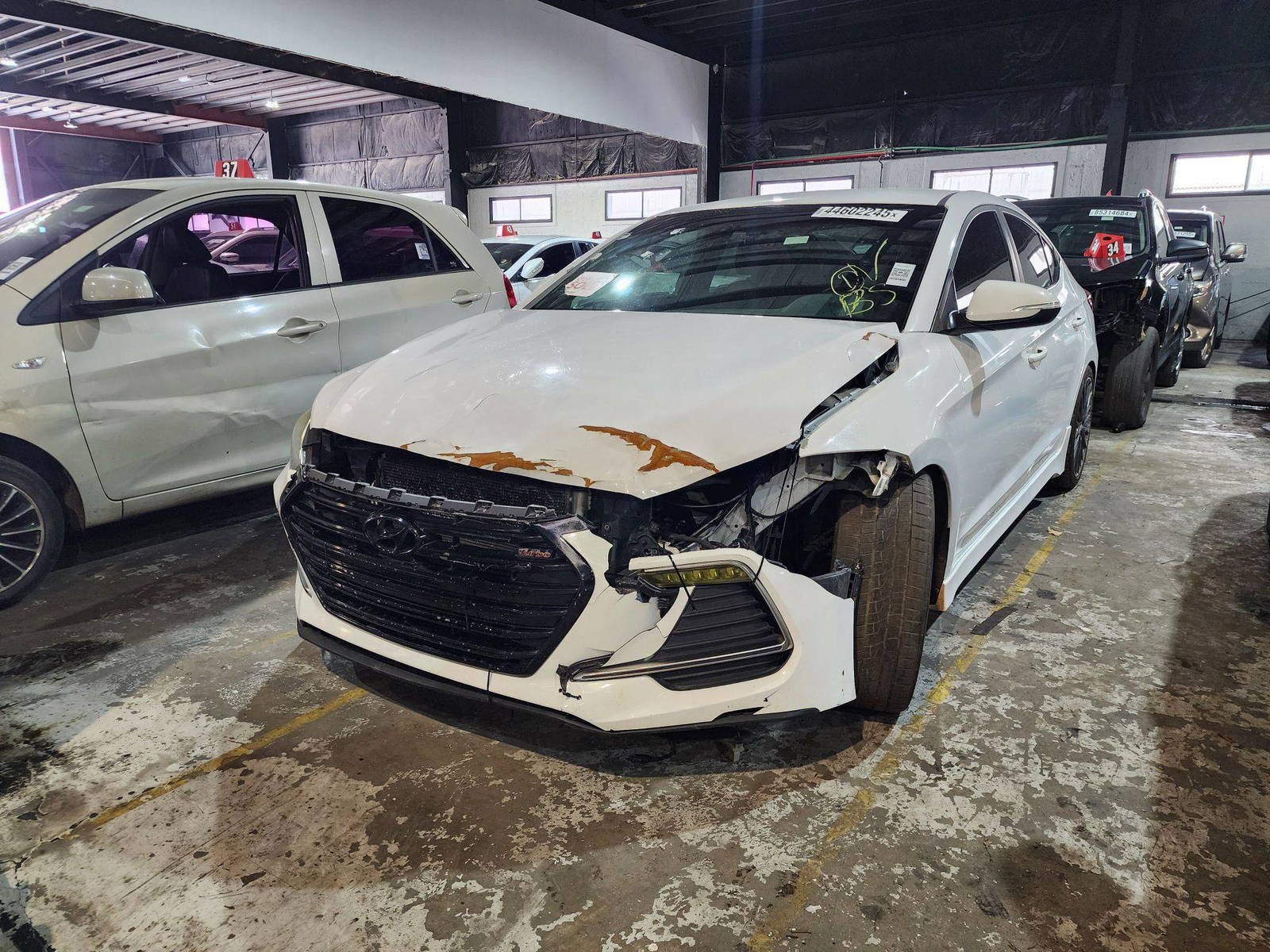 2017 HYUNDAI ELANTRA — 154448 Miles — Lot 44602245 — Ind. 12 - Marhaba Auctions Used Cars - Image 5