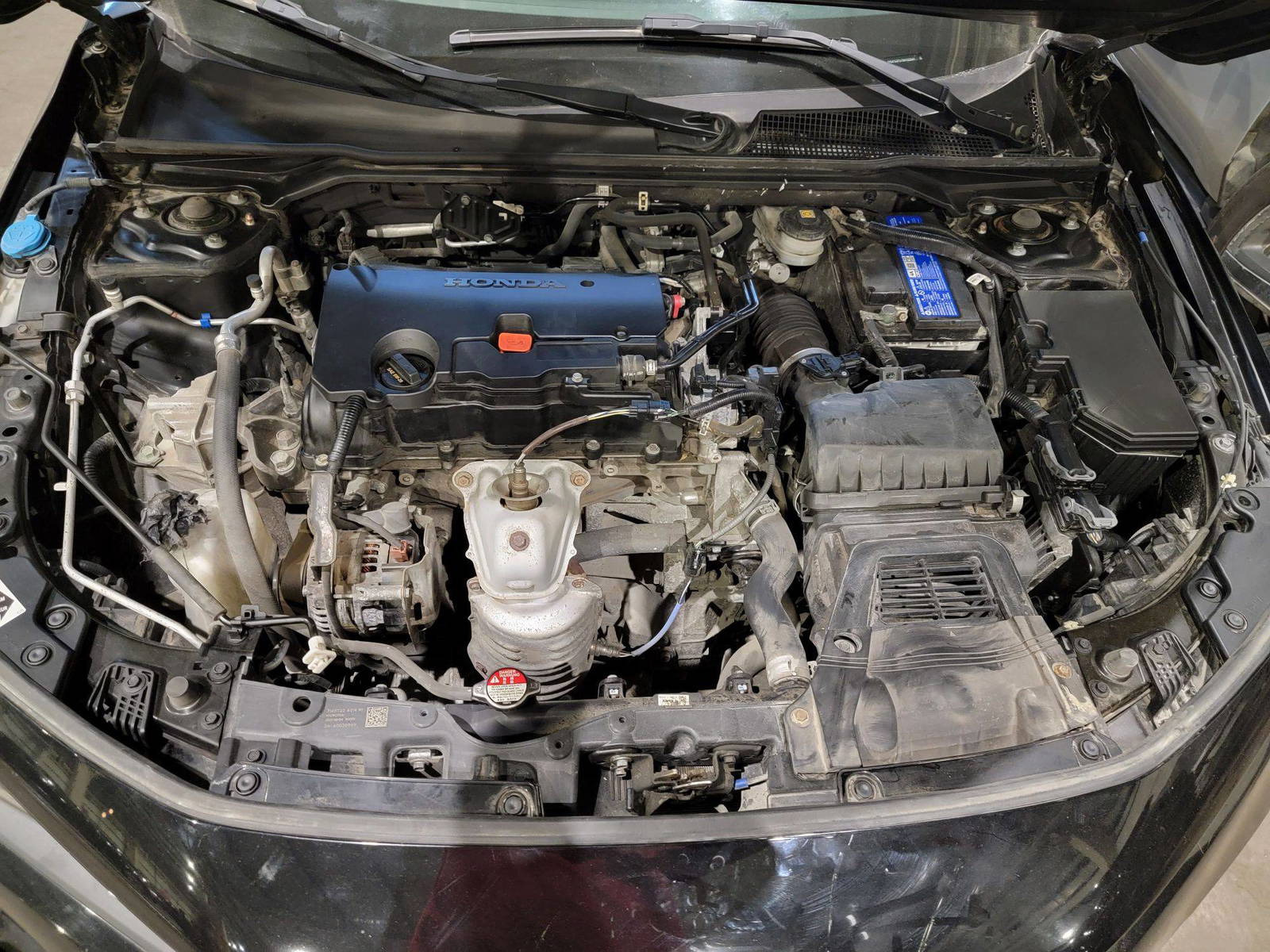 2022 HONDA CIVIC — sold — 98181 KM — Lot 98,181 — Main - Marhaba Auctions Used Cars - Image 18