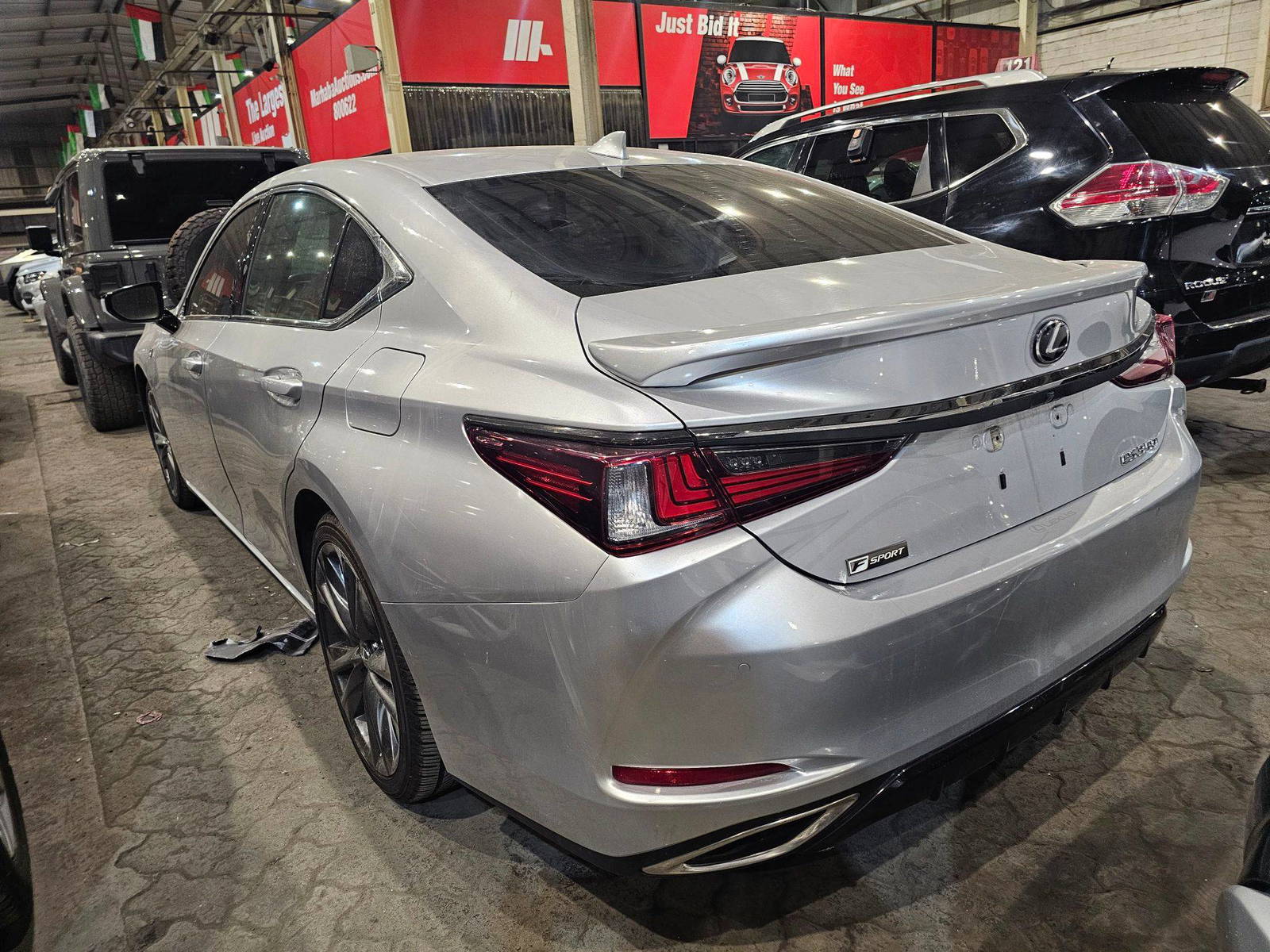 2019 LEXUS ES 350 — 113211 Miles — Lot U046126 — Main - Marhaba Auctions Used Cars - Image 6