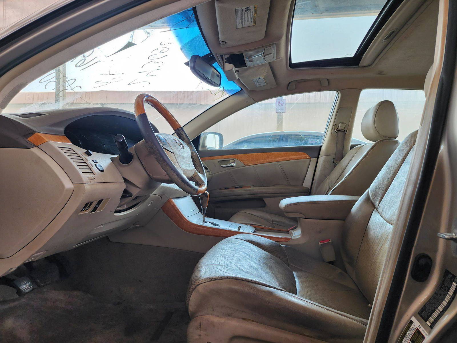 2007 TOYOTA AVALON — 169139 Miles — Lot 39309214 — Souq - Marhaba Auctions Used Cars - Image 9