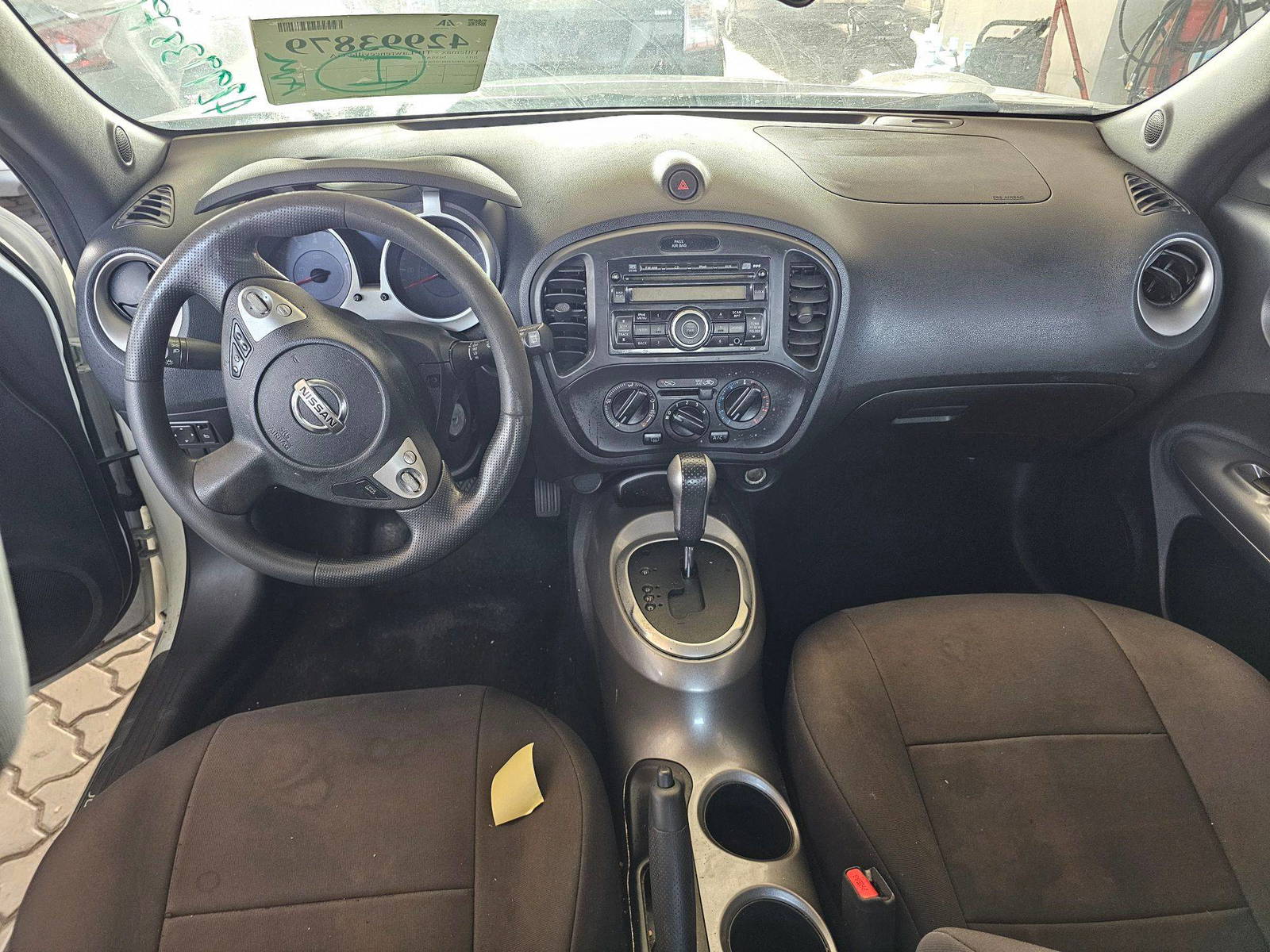 2011 NISSAN JUKE — 198638 Miles — Lot 42993879 — Souq - Marhaba Auctions Used Cars - Image 8