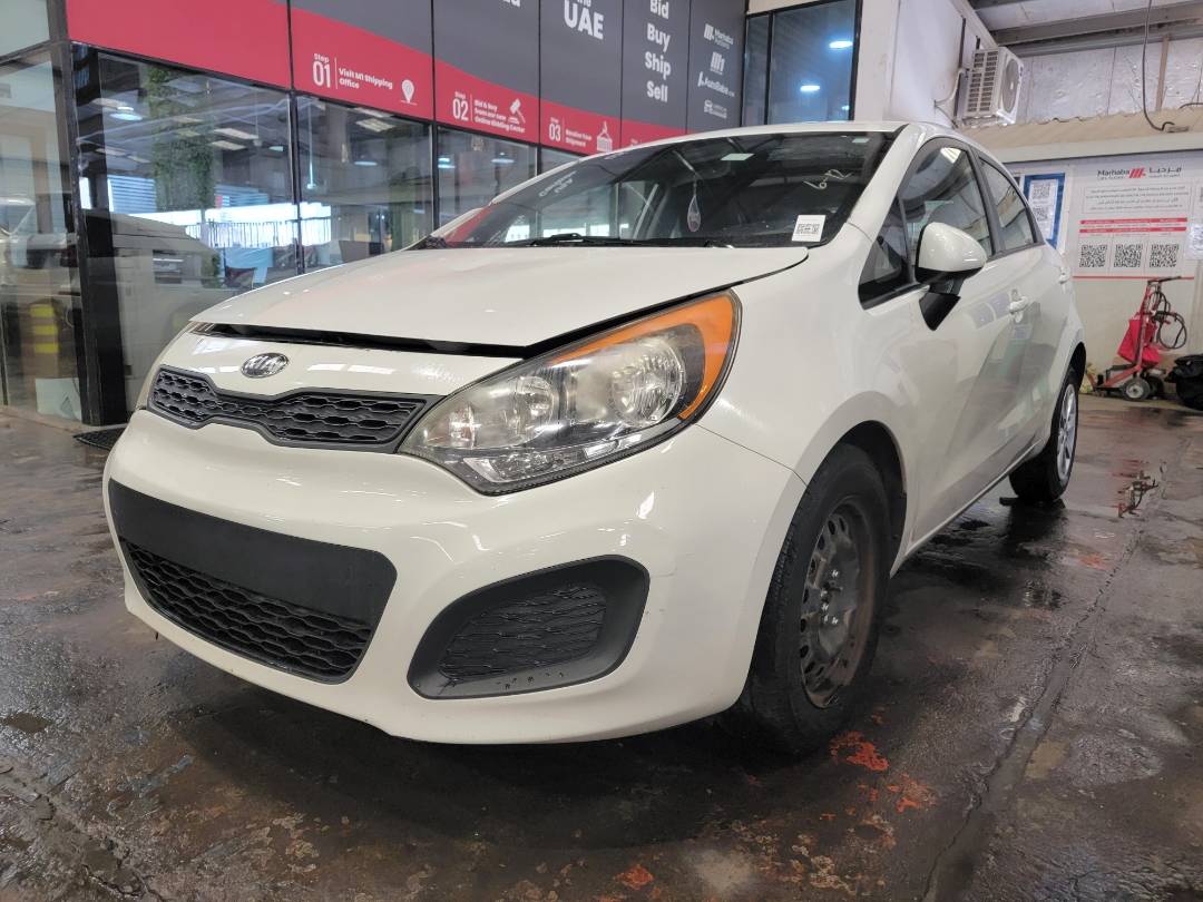 2013 KIA RIO — 137870 Miles — Lot 35D6231133 — Souq - Marhaba Auctions Used Cars - Image 5