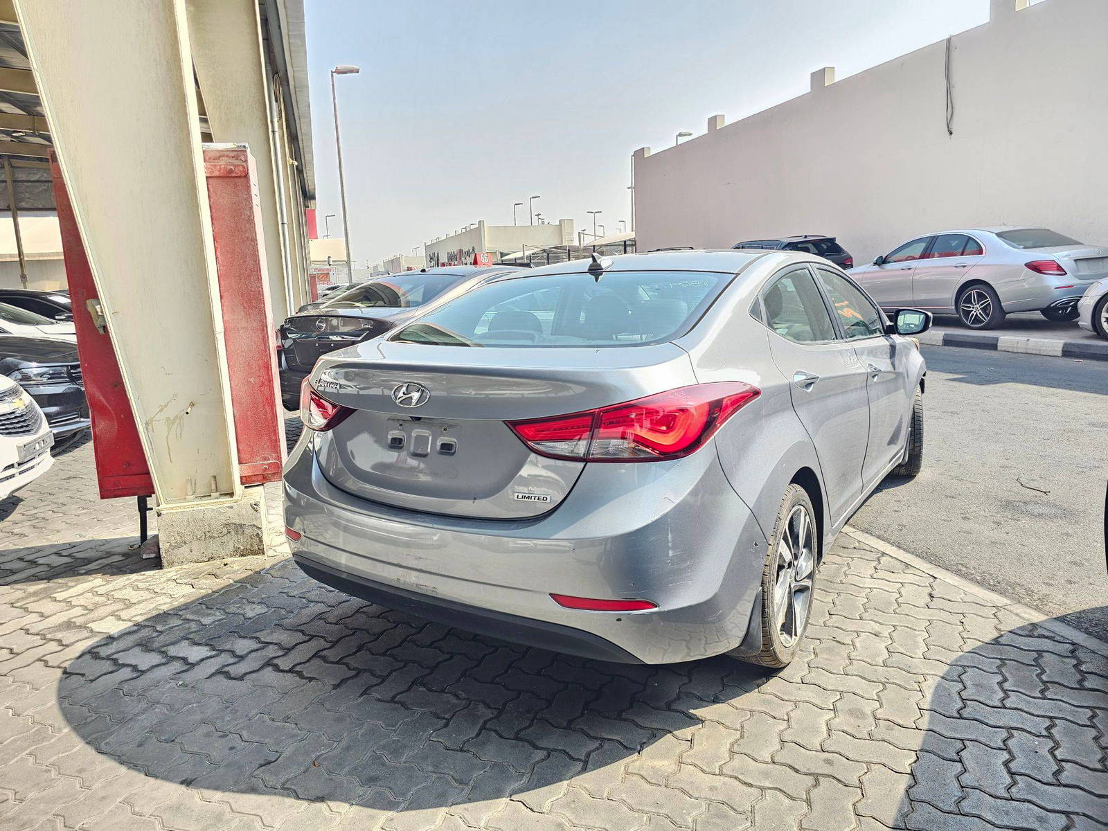2014 HYUNDAI ELANTRA — 125419 Miles — Lot 42554774 — Souq - Marhaba Auctions Used Cars - Image 3