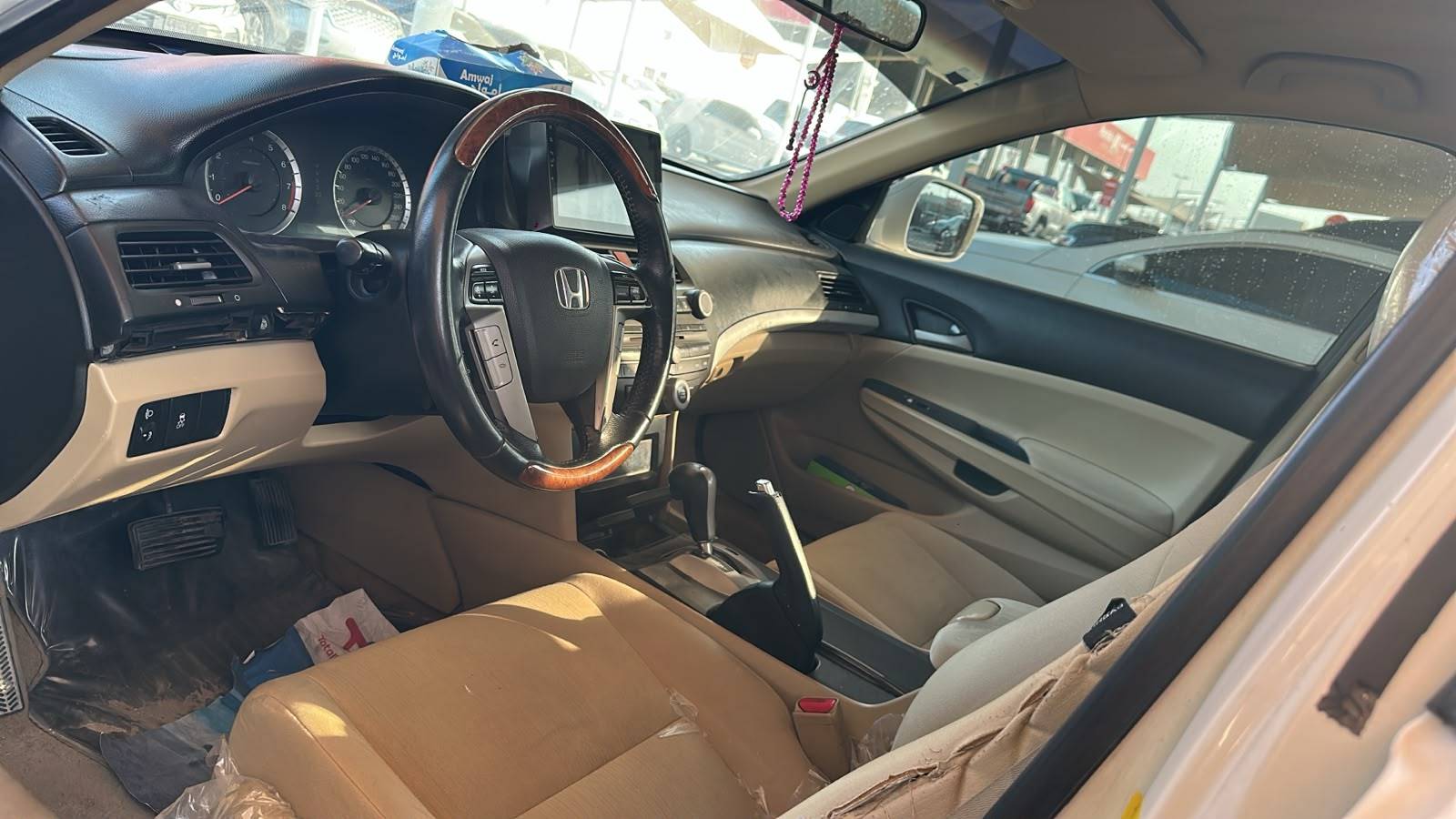 2012 HONDA ACCORD — 87410 KM — Lot CA601469 — Souq - Marhaba Auctions Used Cars - Image 7