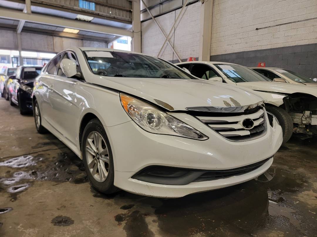 2014 HYUNDAI SONATA — 214179 Miles — Lot H912731 — Main - Marhaba Auctions Used Cars - Image 4