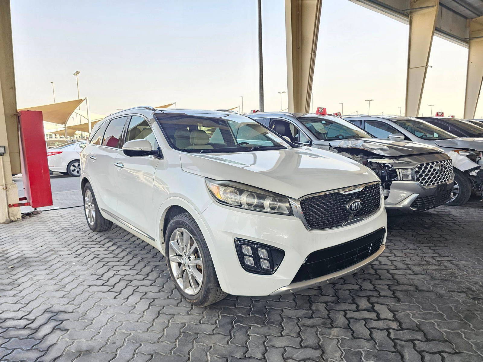 2016 KIA SORENTO — 204208 Miles — Lot 347841 — Ind. 12 - Marhaba Auctions Used Cars - Image 4