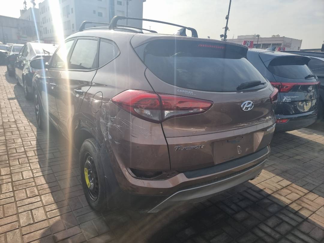 2017 HYUNDAI TUCSON — 95498 Miles — Lot U328819 — Ind. 12 - Marhaba Auctions Used Cars - Image 3