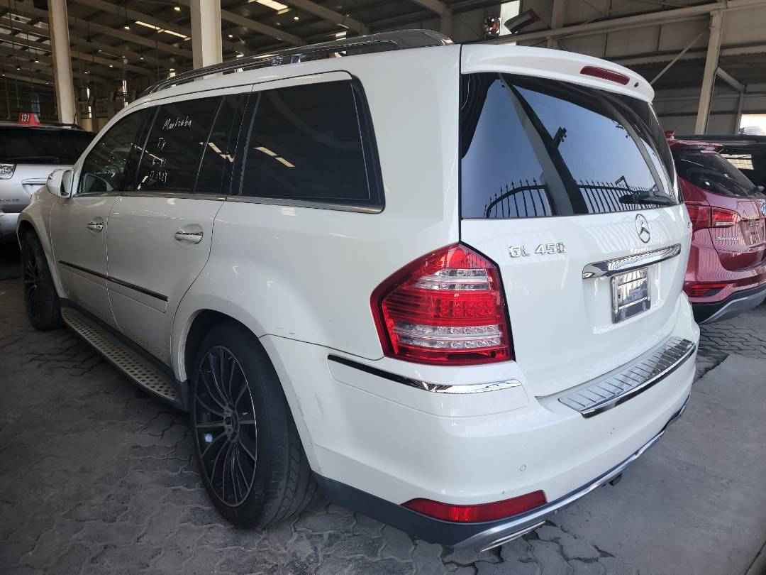 2010 MERCEDES BENZ GL-450 — 135603 Miles — Lot 37635579 - Marhaba Auctions Used Cars - Image 3